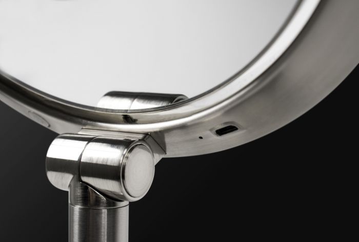 Косметичне дзеркало з датчиком руху, 7х збільшенням та яскравим LED підсвічуванням Twist Illuminated